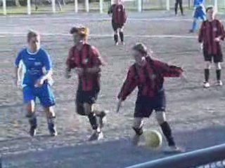 Très bel enchaînement à une touche de balle