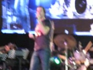 Michael Johns - Rock You/Champions - Trinoma