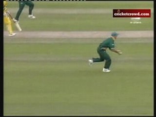 RSA-NZ-2ODI_to_DivX_clip0