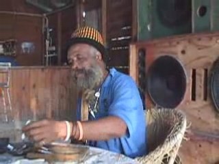 How to Roll a Joint pt 2, Smoke it!