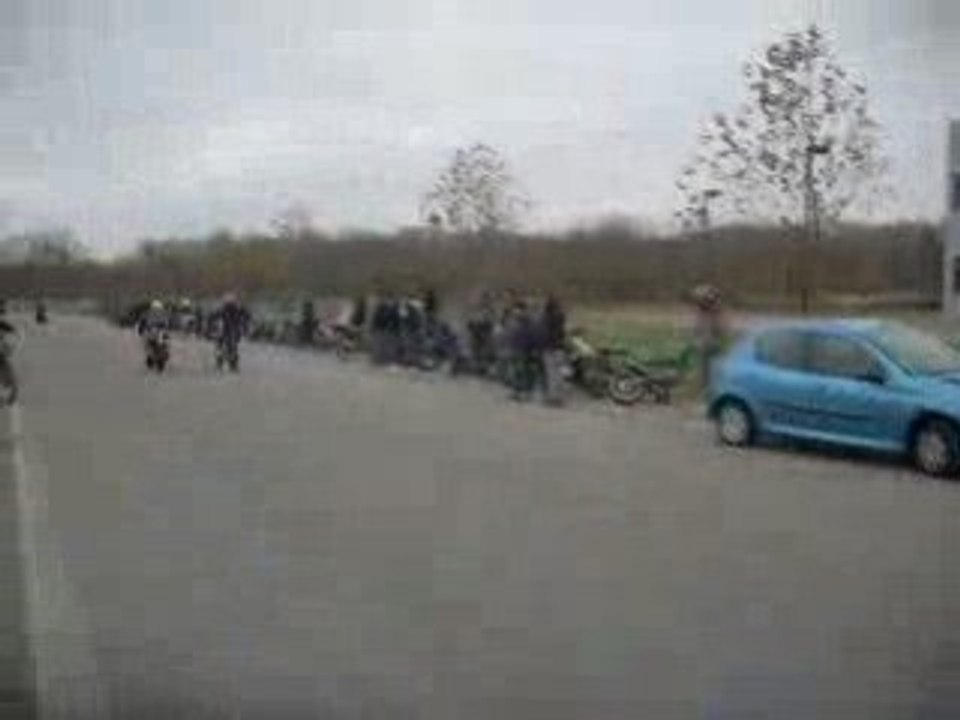 run derbi drd racing limited n613  vs nsr 125