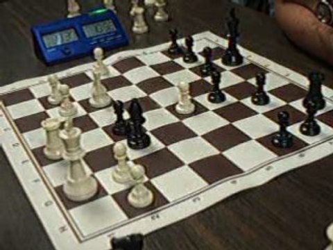 ECHECS : BEN 0 VS 1 ZITOUN (CLASSE A 2008)