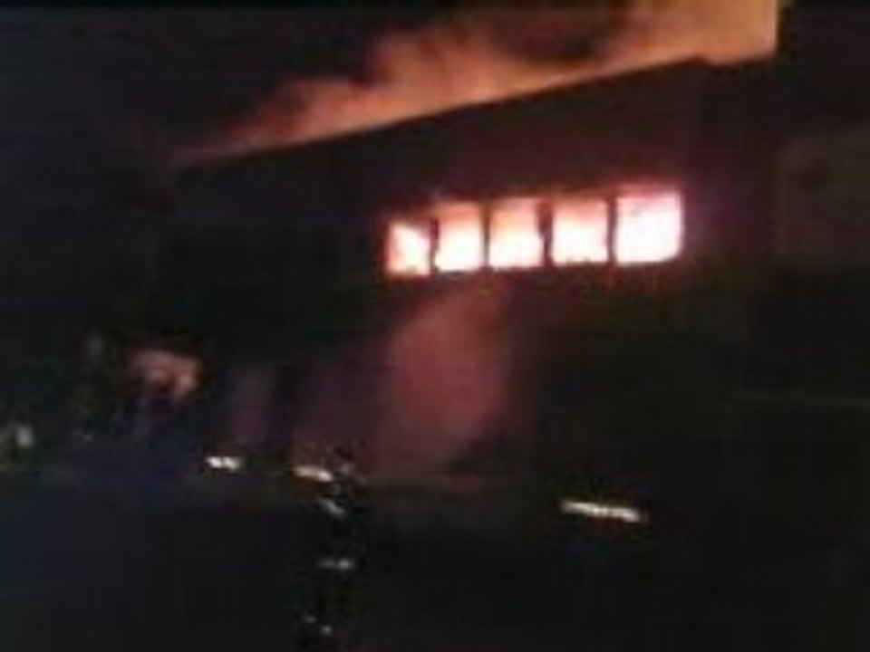 FEU D ENTREPOT 95