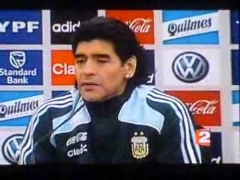 Entraineur Maradona diego [ Interweu ]