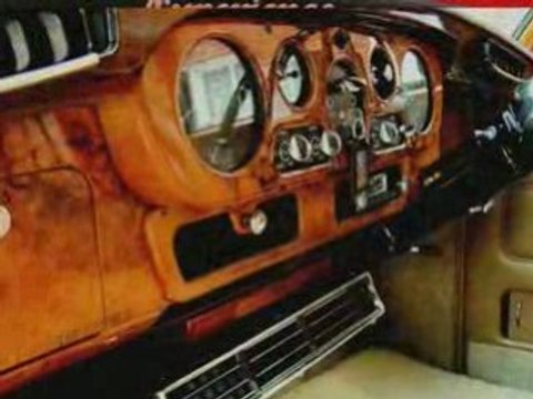 Enjoy Las Vegas, Nevada in a Jaguar Car Rental