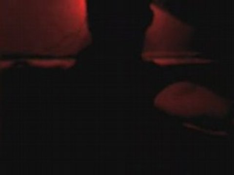 Las tres, Demasiado tarde o demasiado temprano.