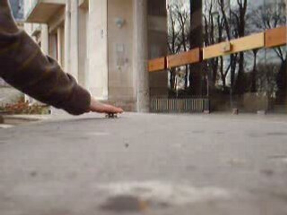 finger skate 3.6 flip yvan