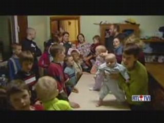 Serge 3 femmes et 29 enfants