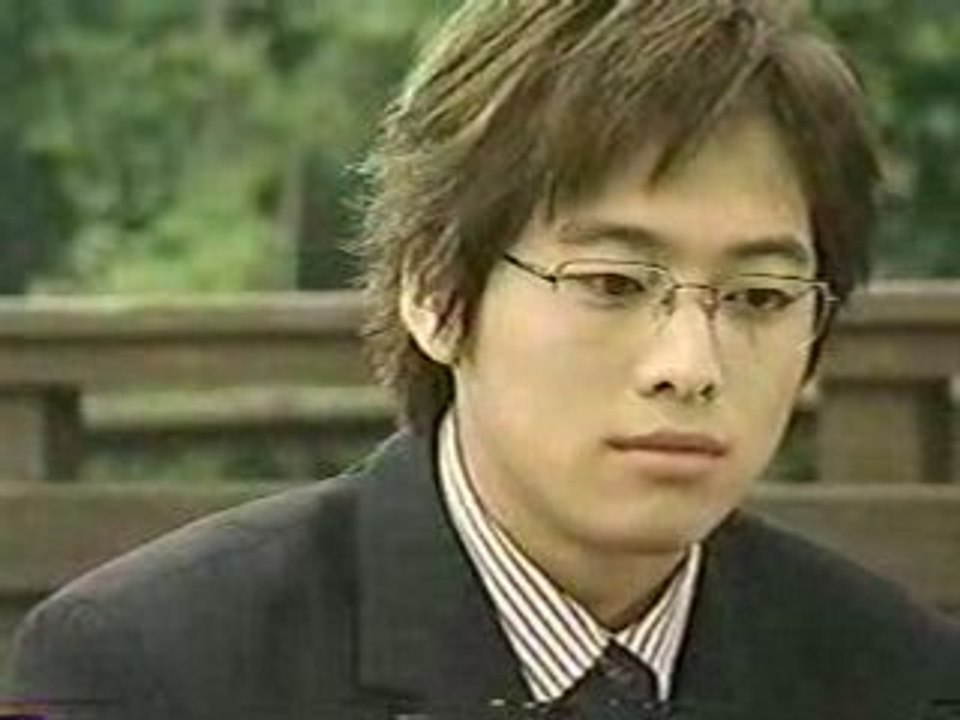 ChuyenTinhCoGaiDauDo_ba cua mot