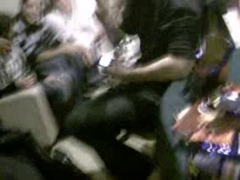 CLIP0123