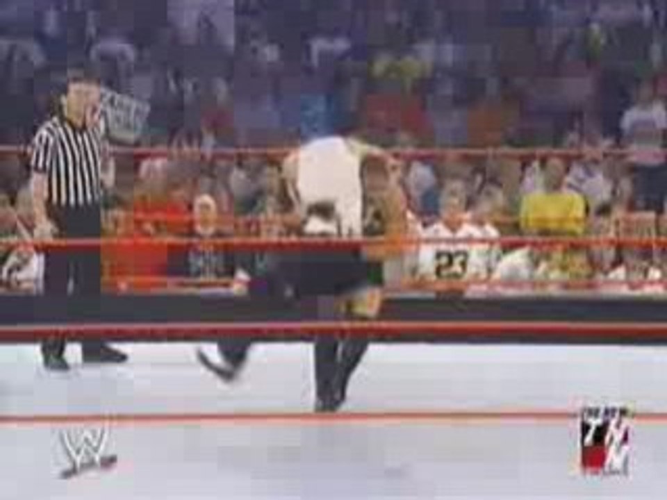 jeff hardy fait un DDT sur rob van dam