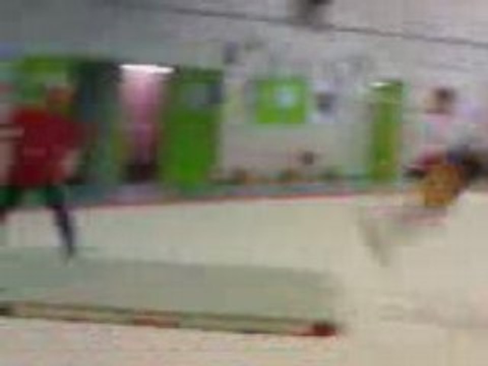 Moi rondade flip salto