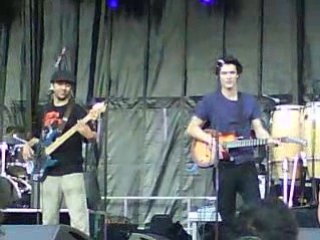 Les Z'acouphenes (1re partSINSEMILIA) - Je t'emmène au vent