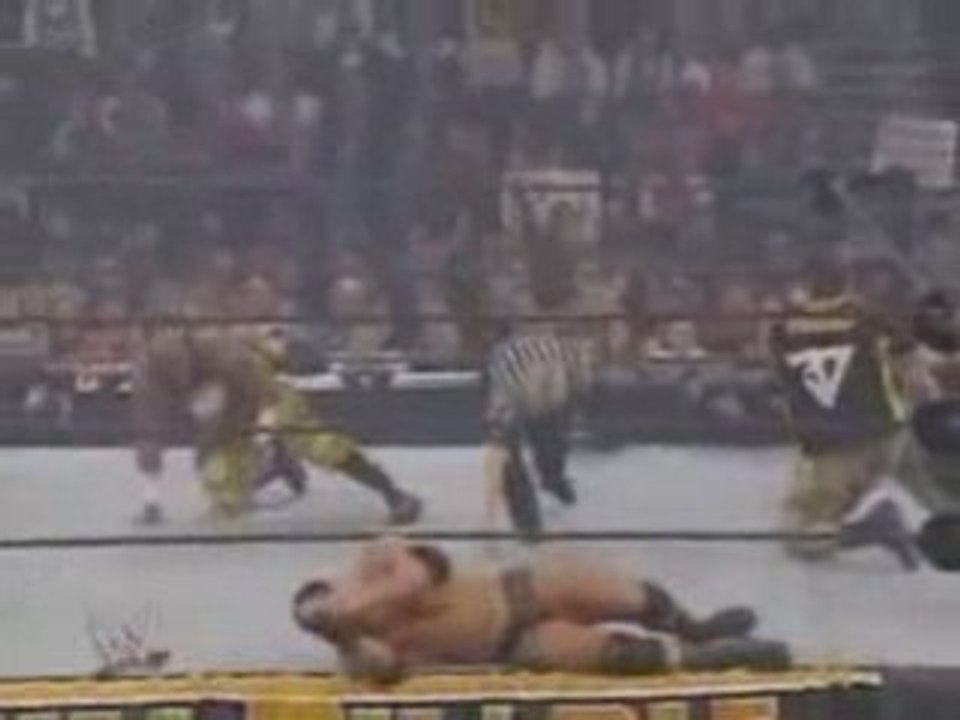 Wwe royal rumble 2004 tables match the dudleyz vs evolution