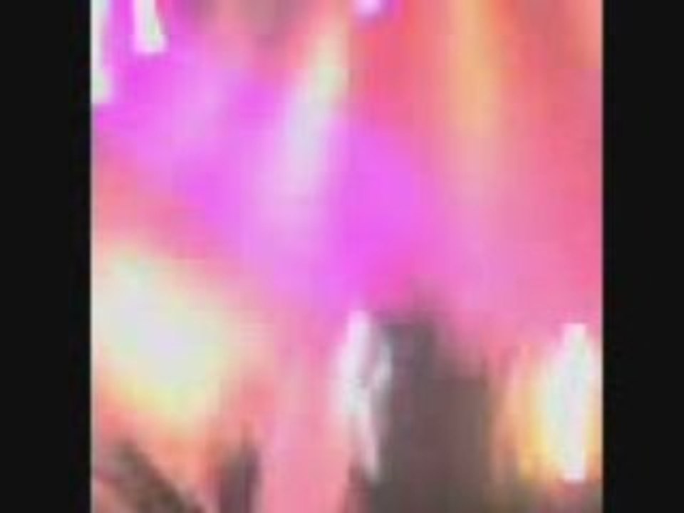 Simple Plan - Welcome to My Life Live @ Toulouse 20-11-08