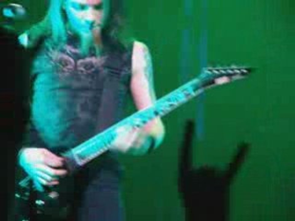 Tears Don't Fall - Bullet For My Valentine Live At AB Bruxel