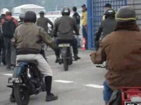 Coupes moto légende, DEPART,plein les yeux et les oreilles