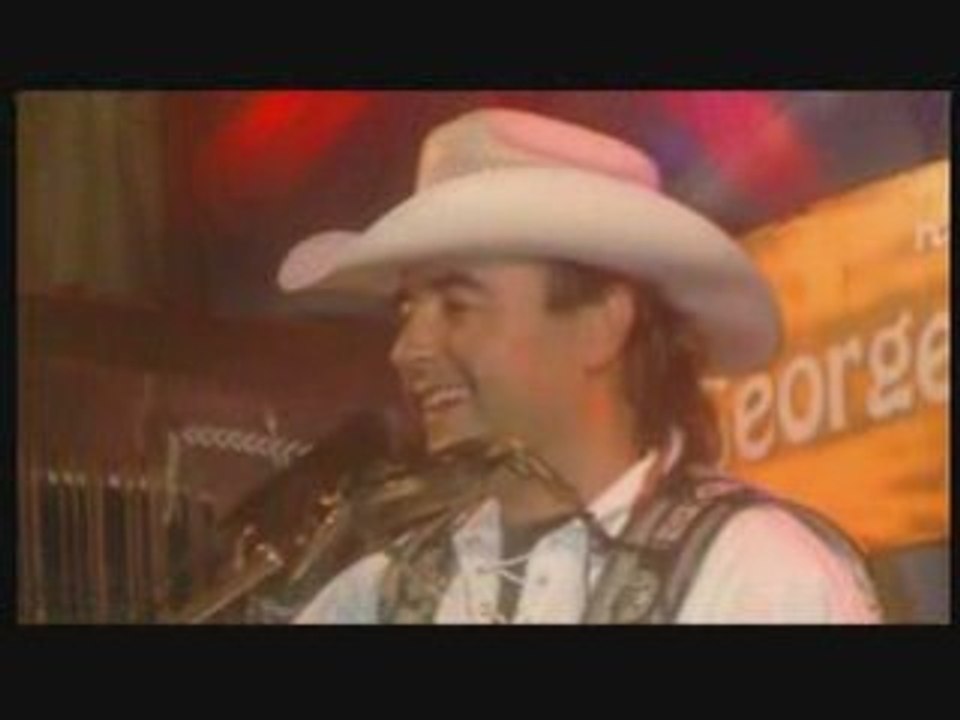 George McAnthony – Country Roads