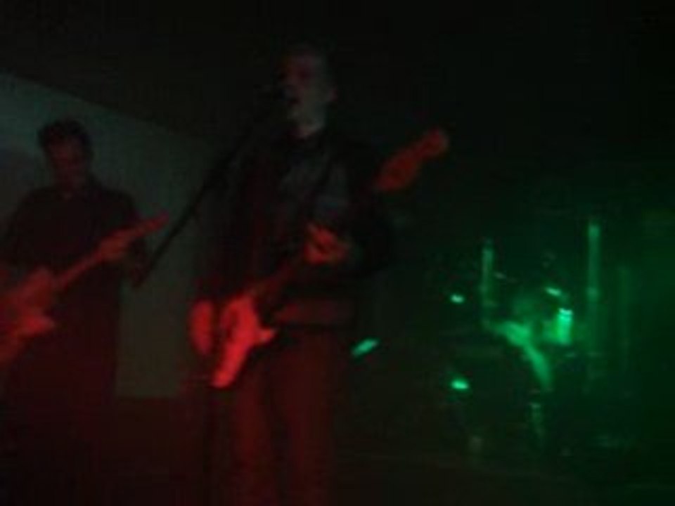 Remembrance Day, B-Movie live