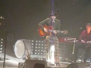 Thomas fersen à Béziers par Franco le12-11-08 Zaza