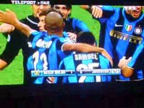 Résumer match Juventus 0 - 1 Inter Milan + interview Evra