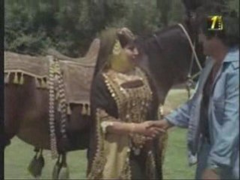 سميرة توفيق=أغنية هيا يازين ++محمود سعيد وغزل رومنسي رائع