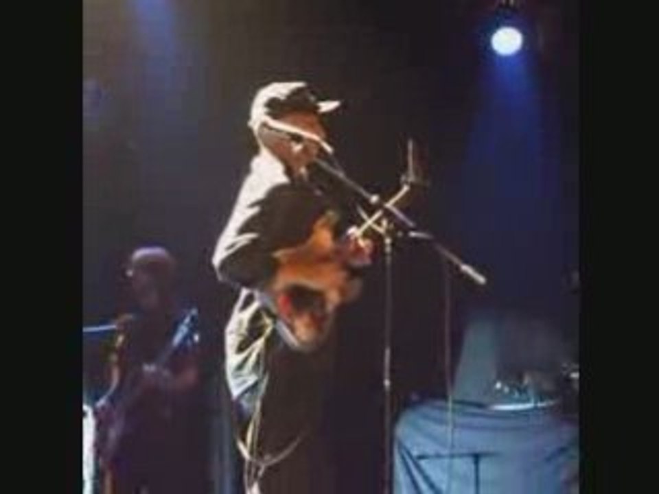 Tom Morello w Boots Rilley - 100 Little Curses - Commodore