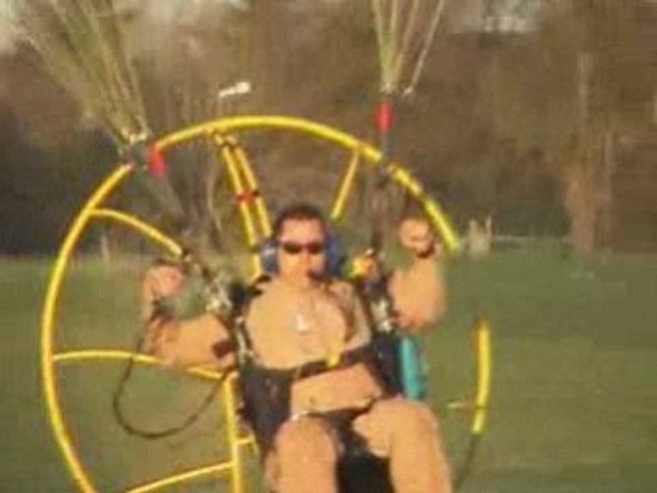 Franck et Franck paramoteur à pied