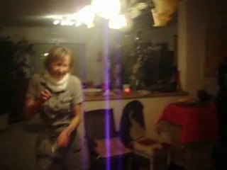 Gin£tt£ £t L@ Mér£ Ki Fou Du P@PieR Q Prtt dS L@ B@r@qU£