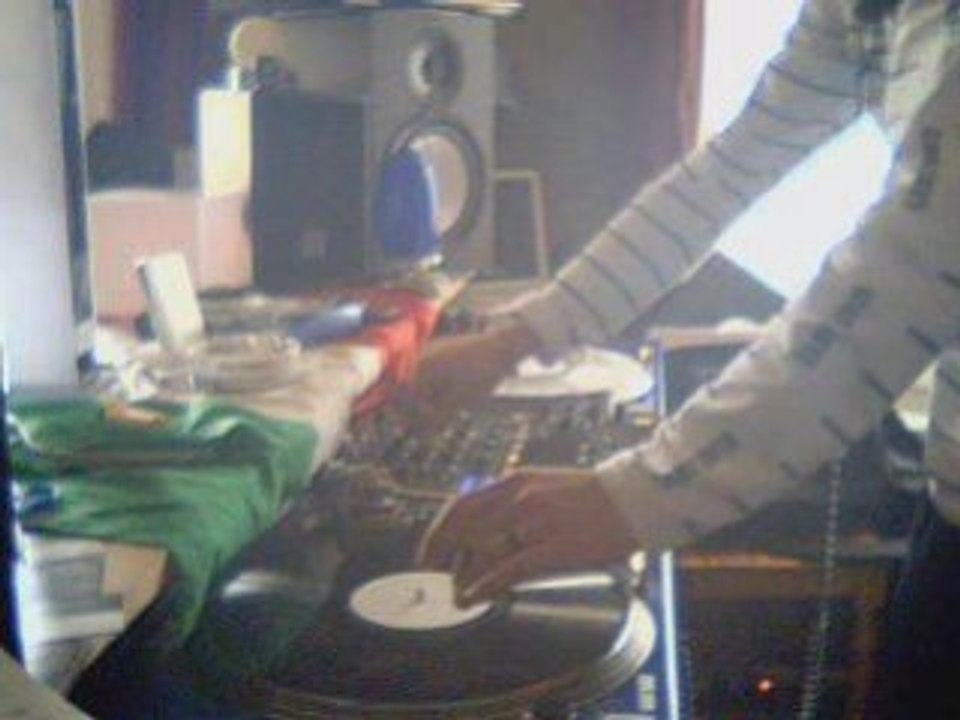 DJ Sandro Locco demo of his tack`s