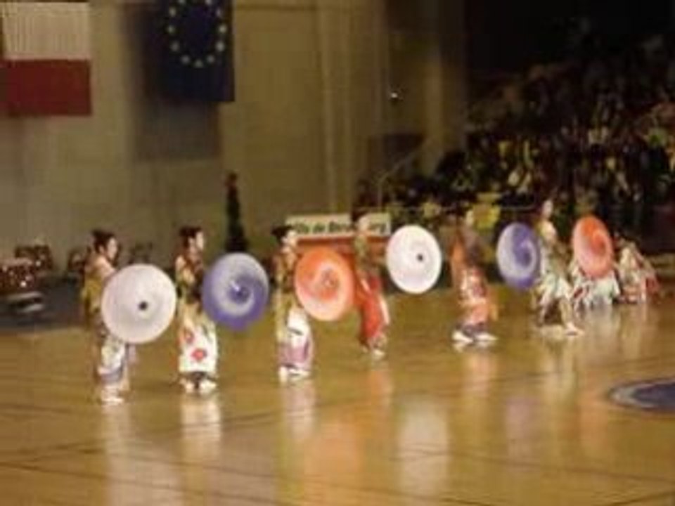 Danseuses ombrelles