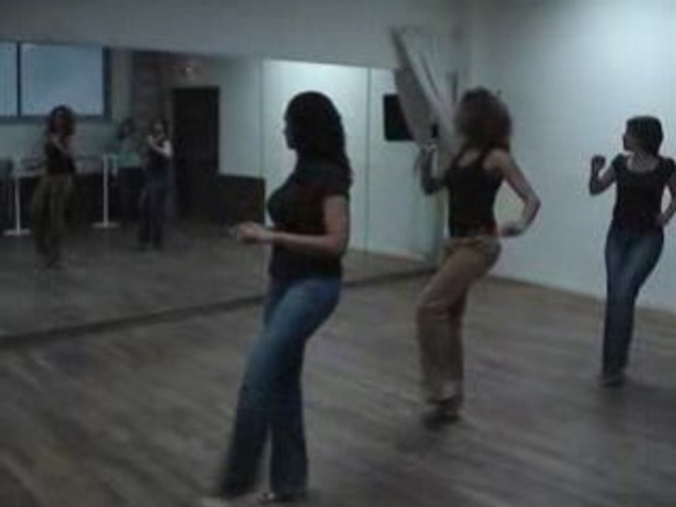 Lady styling salsa avec Noémie Millon