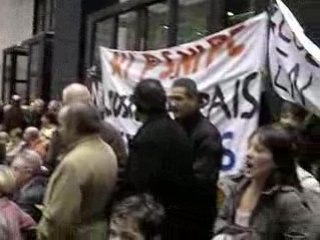 Les parents d'élèves perturbent encore le conseil municipal