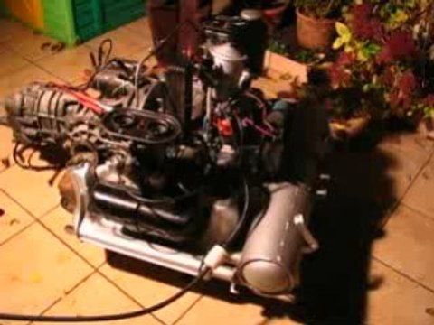 moteur porsche 912 démarré