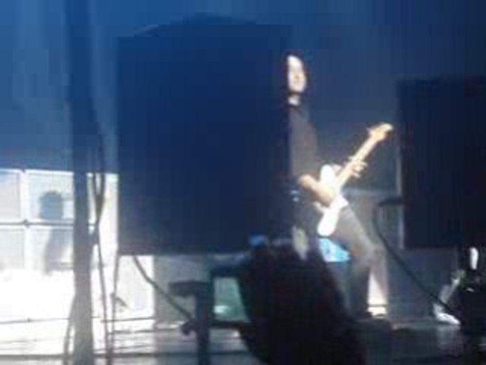 Shut Up- Simple Plan au Zénith.