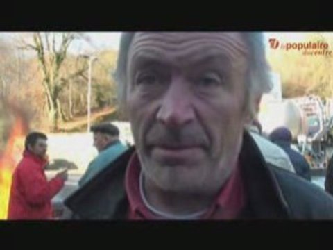 Manifestation devant la laiterie les Fayes à Limoges