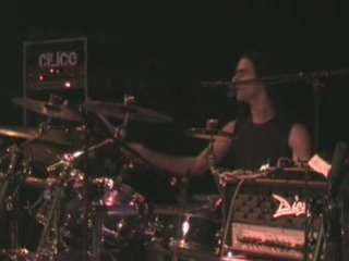 Six Feet Under 10.08 (White Bar)