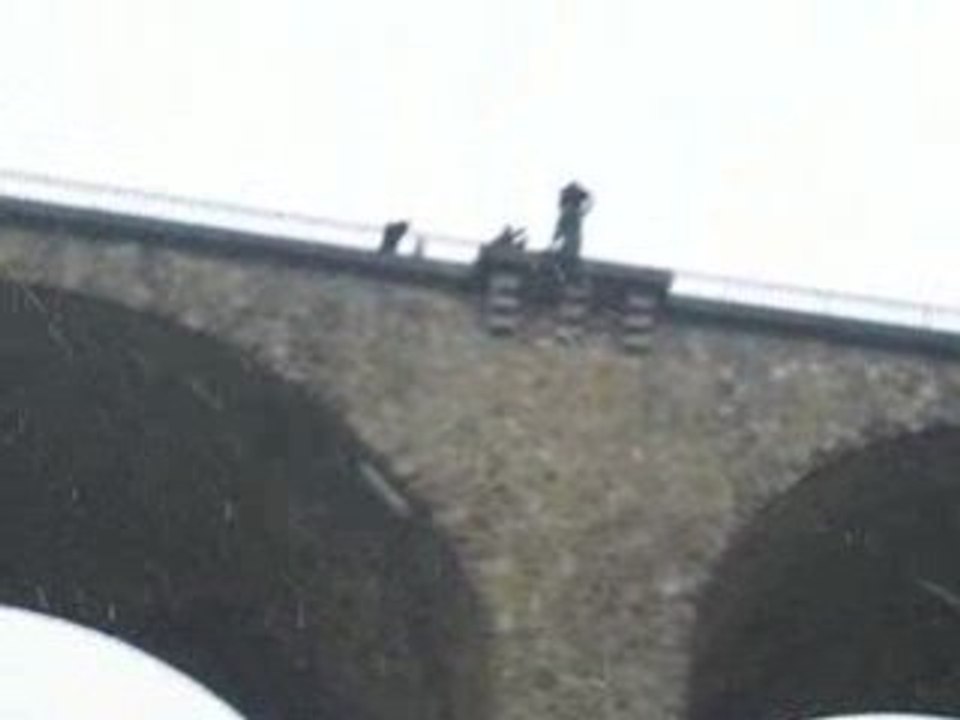 Descente en rappel Viaduc fauvettes - 35 m