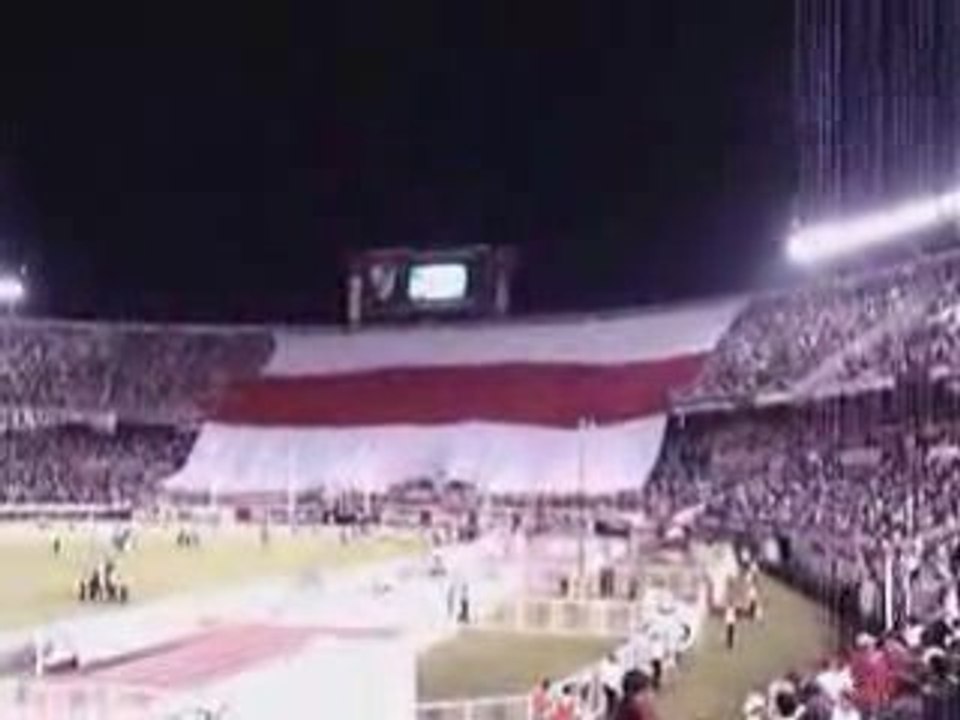 El telon de river plate y los borrachos del tablon(2)