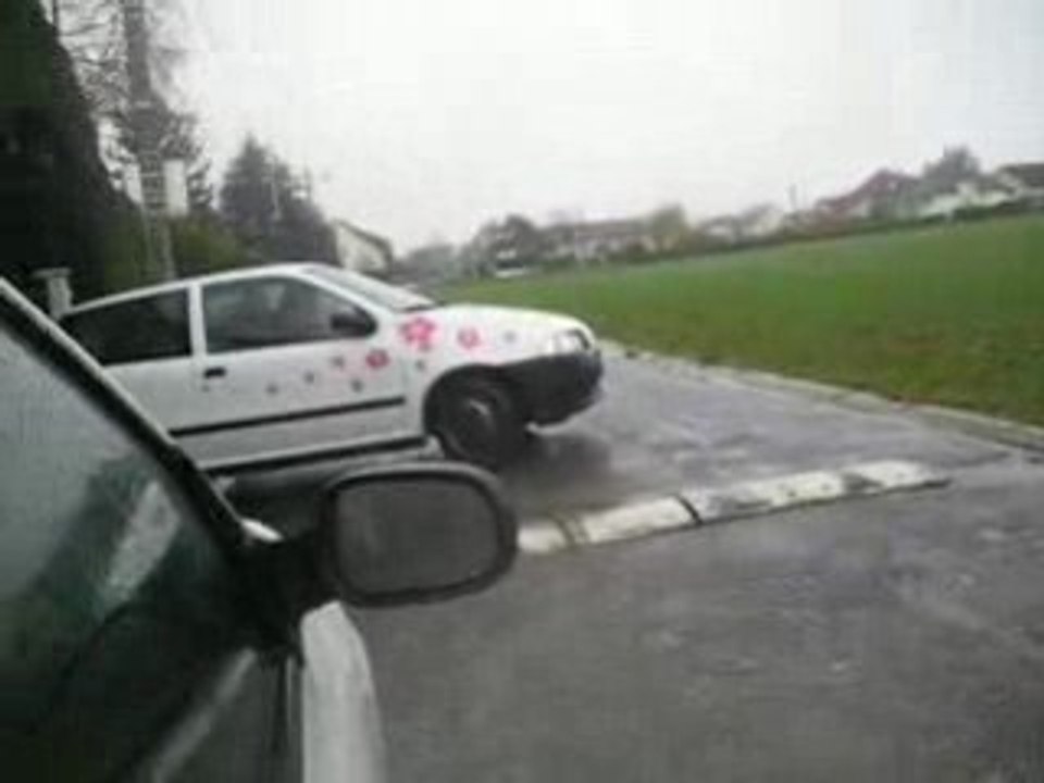 Descente en rappel Viaduc fauvettes - Manoeuvre