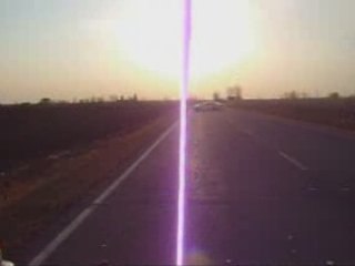 char dans un tas de feuilles