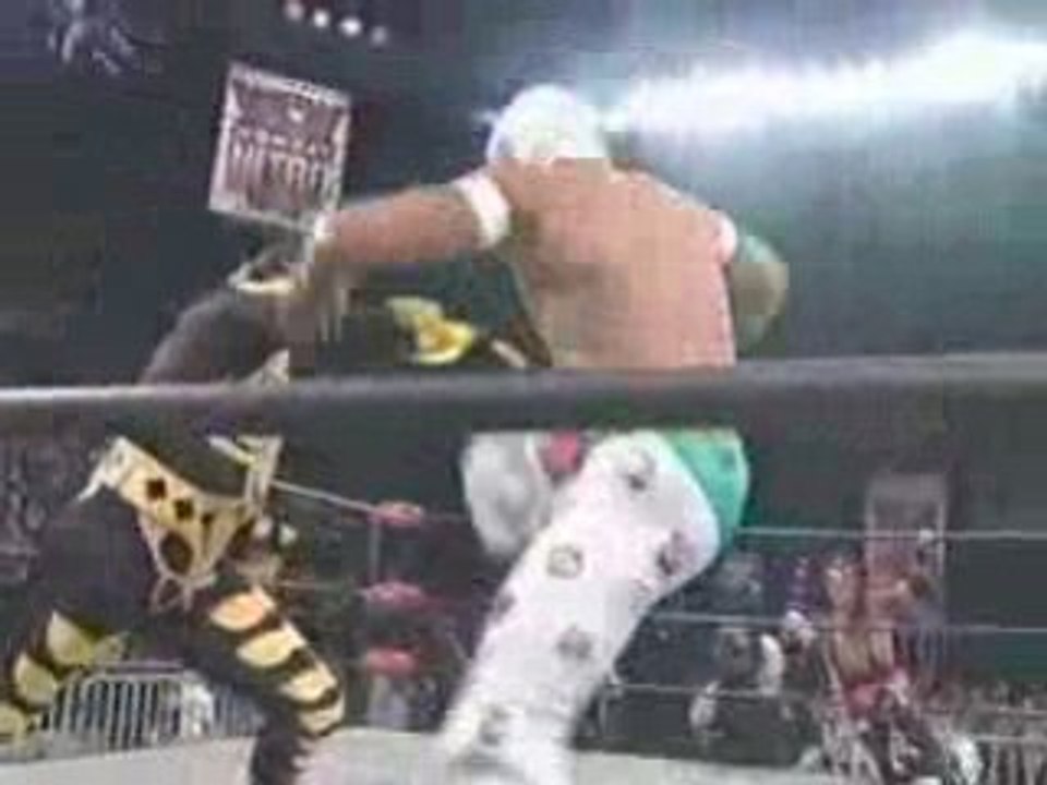 Rey Mysterio & Juventud vs Psicosis & La Parka 15.12.97