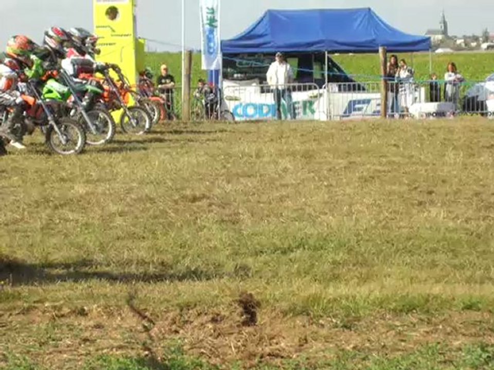 Le petit pilote de M*** R1