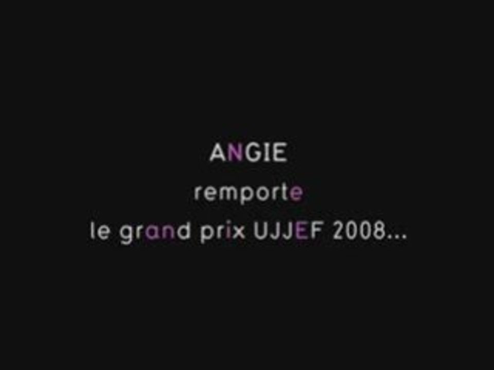 Angie se réjouit !