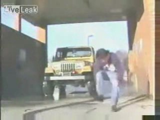 Mdr!! 2 IDIOTS DANS UNE station de LAVAGE, au Canada