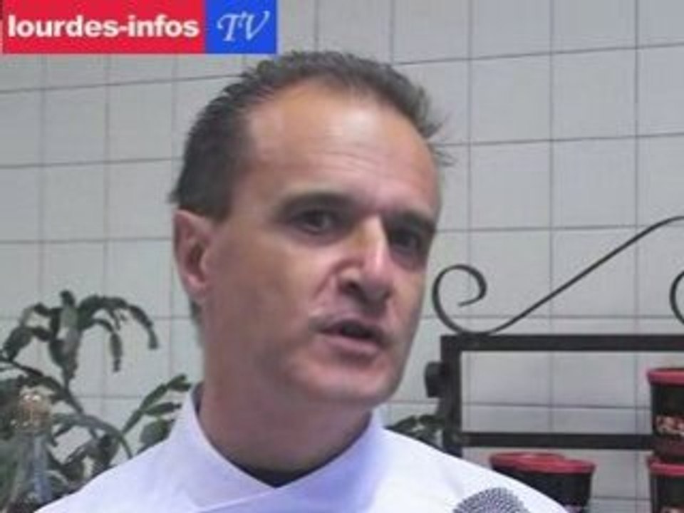 Les Tables du Lys BigourdanLes Tables du Lys Bigourdan en dé