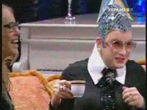 Ксения Собчак про сиськи и комплексы на шоу Сердючки