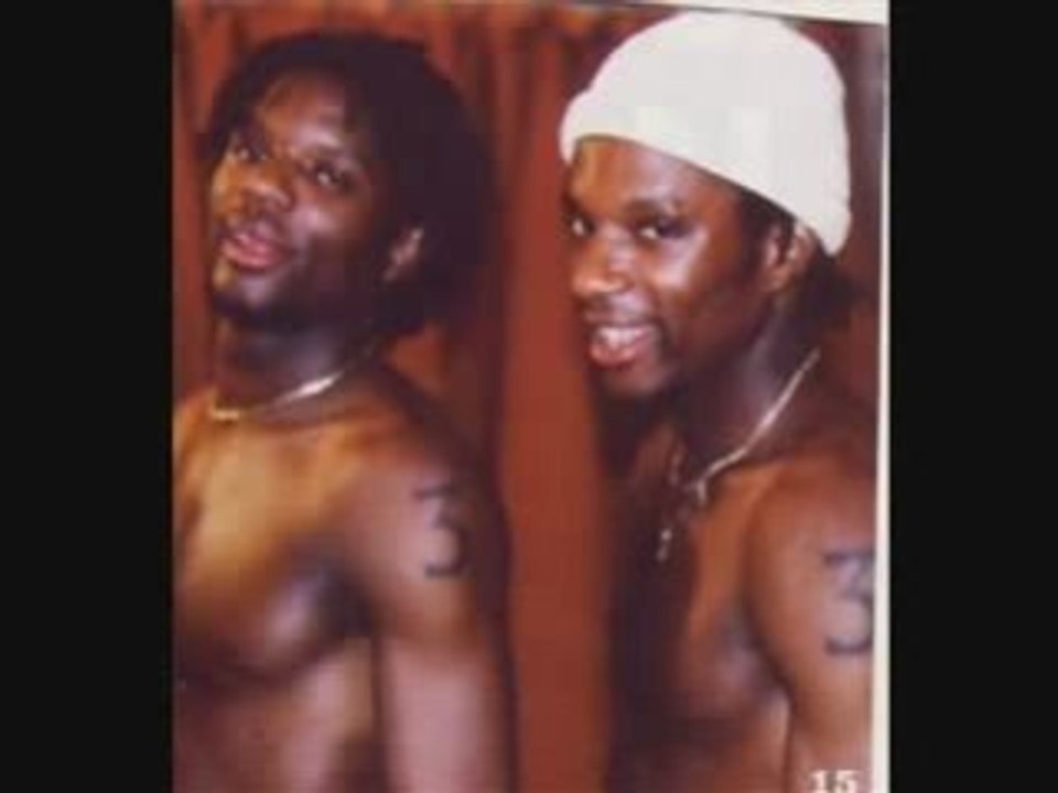 Ménage a 3 (ancienne tape)