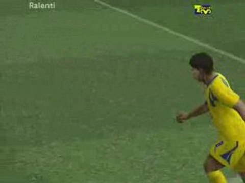 Superbe frappe Riquelme