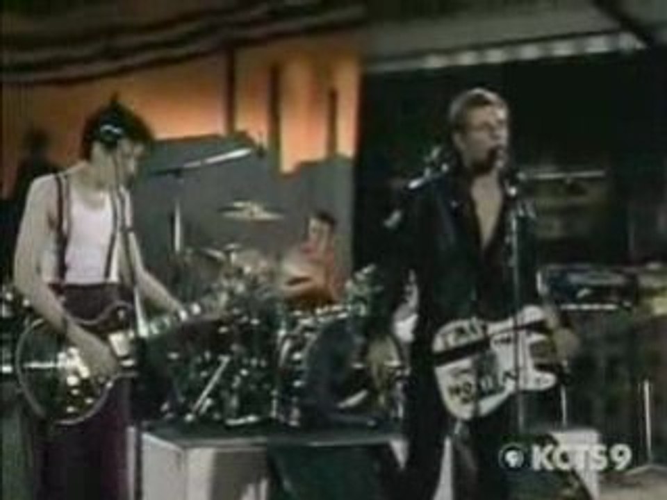 The Clash - Guns of Brixton